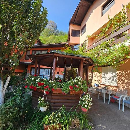Prenociste Chardak Tuzla Exterior foto